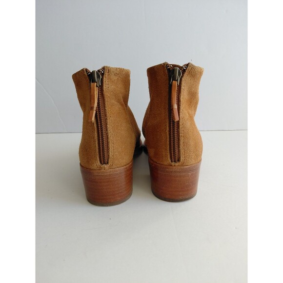Soludos Sz 5.5 Beige Suede Pointed Toe Booties w/Wood Stacked Low Heel Back Zip - Picture 4 of 7